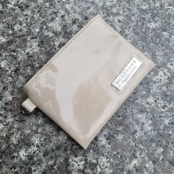 Burberry Fragrances pouch - Picture 1 of 9